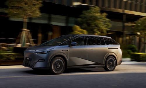 小鹏X9的"一石三鸟"