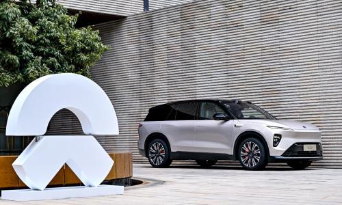 蔚来全新ES8第70,000台新车交付