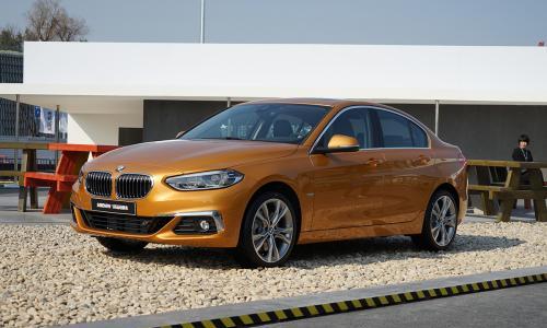 新款华晨宝马1系三厢版上市 售19.88-26.38万元