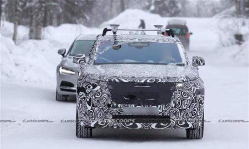 轿跑SUV式设计 全新路虎揽胜星脉谍照曝光
