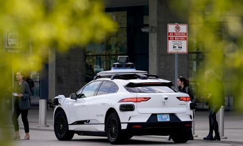 东北大学研发受大脑启发的硬件 未来有望提升自动驾驶汽车的安全性