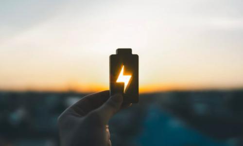 韩系电池企业全球市占率降至12%,宁德时代升至45.2%