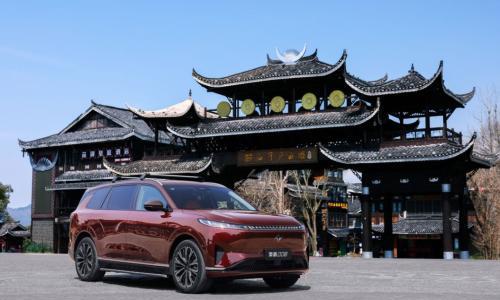 以用户共创之名,东风奕派三车齐发,开启个性化出行