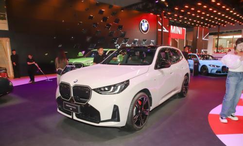 2025成都车展: 全新宝马X3 M50 售59.99万
