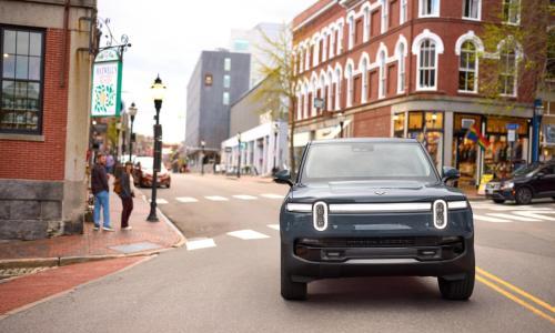 Rivian R2将成首款全球车型