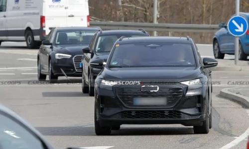 内饰采用三联屏 新款奥迪Q4 e-tron谍照曝光