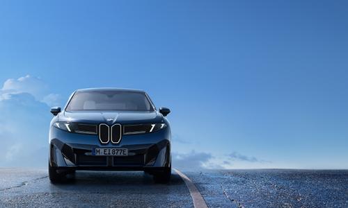 佛瑞亚海拉开发汽车前端模块Front Phygital Shield 用于新款BMW iX3