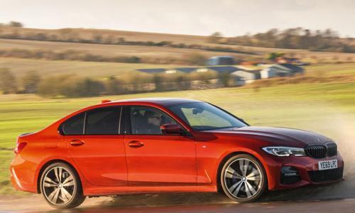 百公里油耗才1.5L 宝马全新330e混动版实拍