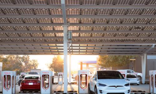 高成本与伊朗冲突交织 美国新车销量承压