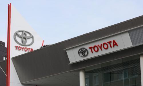 丰田连续六年击败大众,难道燃油车是对的?