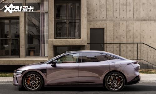 猎装再添猛将!极氪焕新7系上市,001五周年纪念版限量来袭