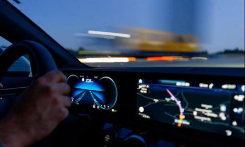 中国车企凭什么领跑软件定义汽车赛道?