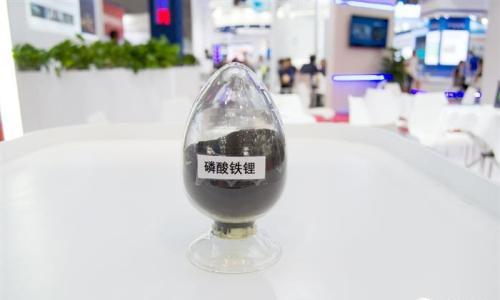 原生力量狂飙产能,三元龙头43亿也来押注!磷酸铁锂赛道又要挤爆了?