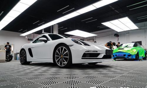 为什么贴完隐形车衣一周内尽量不要洗车?