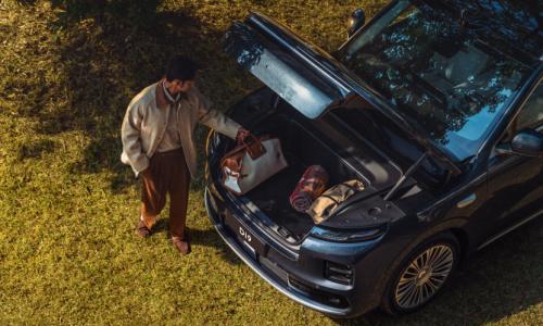 旗舰平权在高端市场仍奏效,零跑D19上市售21.98万起