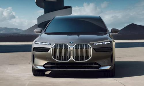 宝马i7改款将搭载第六代电池,全生命周期碳排放降低约33%