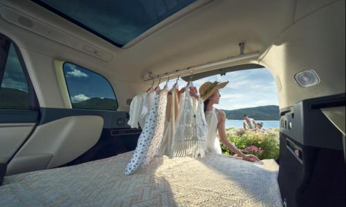 从"堆料"到"造境",岚图泰山X8预售30.29万起