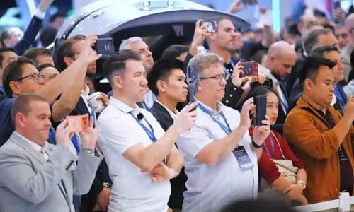外国人挤爆北京车展,全球汽车进入中国时间