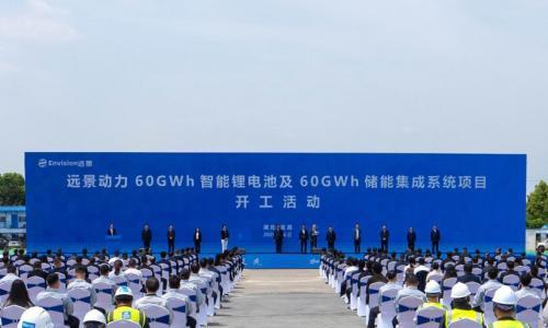 一周连爆四大百亿级电池项目新动态!锂电行业结构性复苏来了?