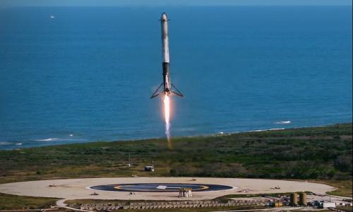 特斯拉已向SpaceX和xAI出售约8.9亿美元电动车及电池