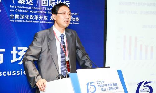 傅连学: 车企设定销量目标,应有一个准确的判断