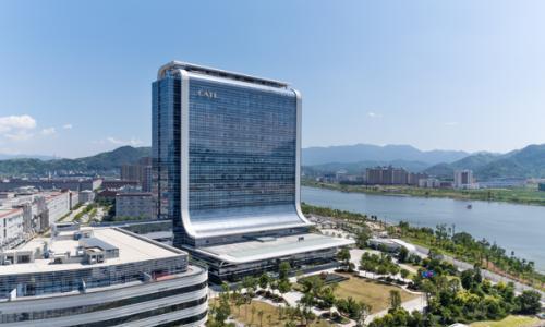 近95%产能利用率!宁德时代上半年盈利432.84亿元!股票回购上限达400亿元!