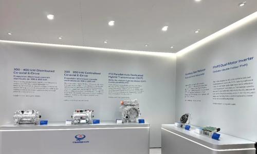 青山工业首次亮相巴黎车展,展出蓝鲸智慧电驱平台及五款产品