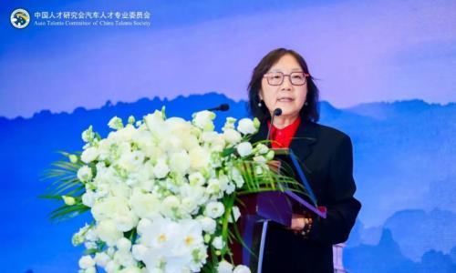 欧洲--中国汽车的问巅之路 2026全球华人汽车精英联合年会暨"中国拥抱世界"汽车产业国际发展论坛成功举办